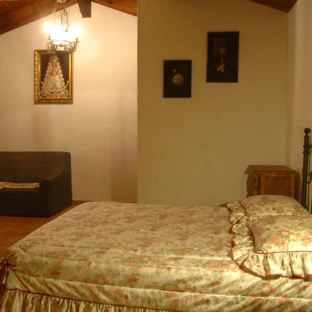El Romerito Pension Zalamea la Real Buitenkant foto